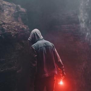 美女露胸白分之百无遮挡
